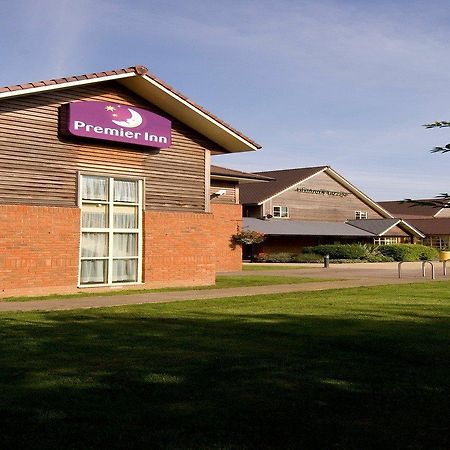 Premier Inn Tewkesbury Exterior photo