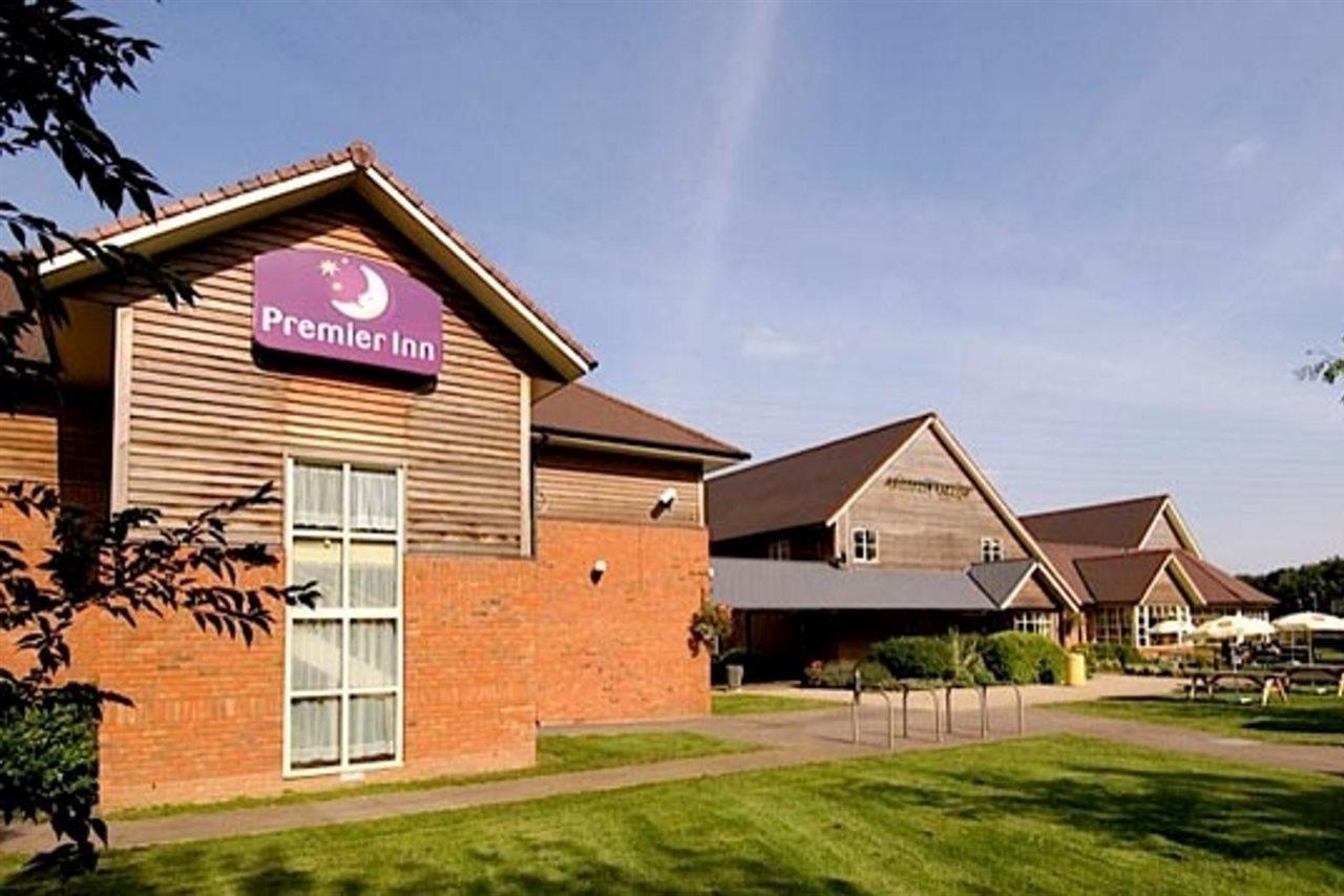 Premier Inn Tewkesbury Exterior photo